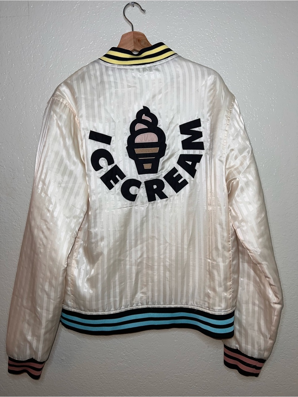 Mens Ice Cream Men Hoodsie Jacket Size Large